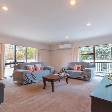 Central Location Spacious Comfortable House
